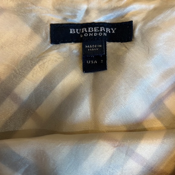 BURBERRY - MINI SKIRT - Picture 3 of 4